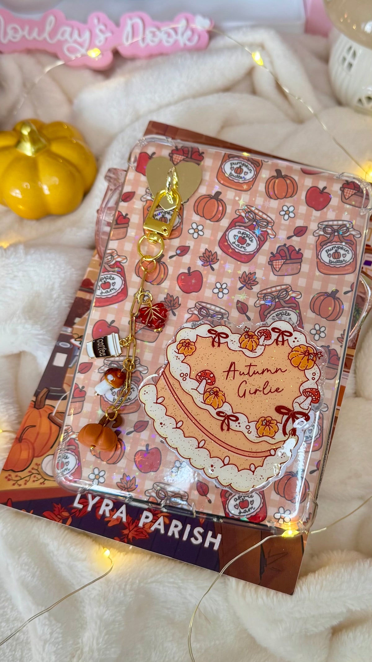 Bookish Grips l Autumn Girlie