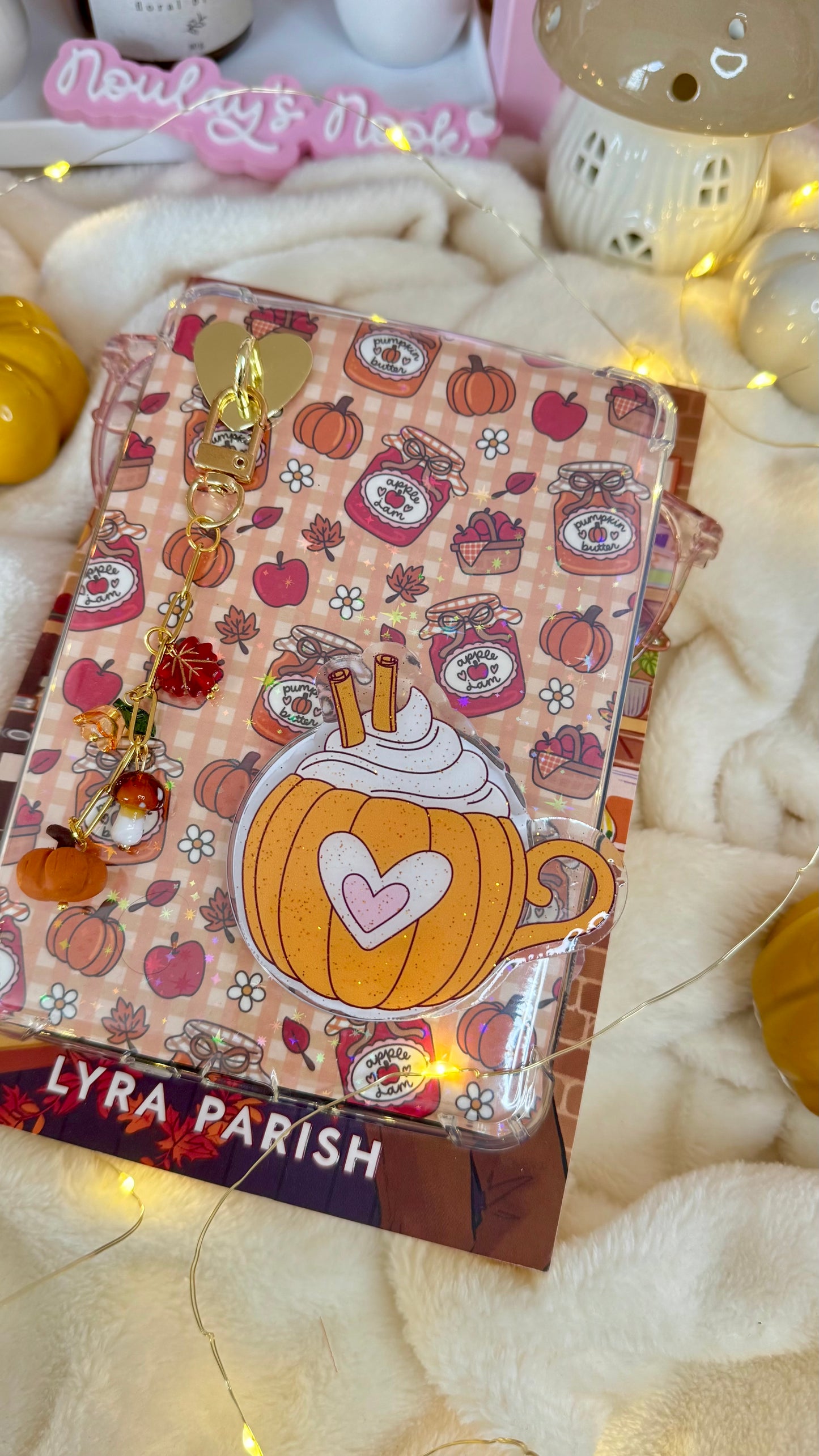 Bookish Grips | Pumpkin spice Latte